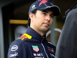 Checo Pérez camina en el paddock del Autodromo Enzo e Dino Ferrari en Imola, Italia, el pasado 24 de abril, cuando acabó segundo en el GP de Emilia-Romaña de F1.