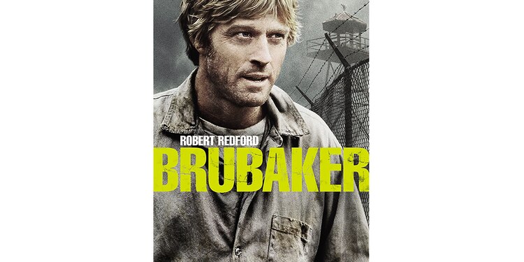 Brubaker
Año: 1980
La cinta es considerada un clásico del género carcelario. El actor se pone en la piel de un hombre que, antes de presentarse como el nuevo alcaide de una prisión, se hace pasar por un presidiario.