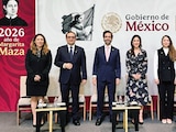 funcionarios de la Secretaría, ayer, en el evento.