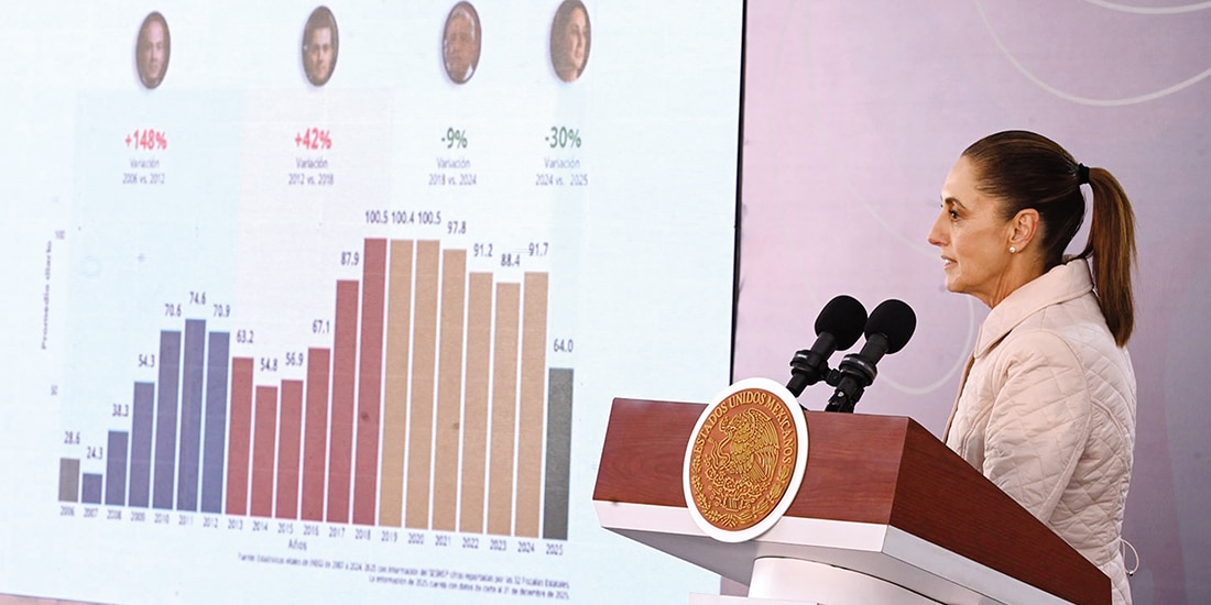 La mandataria, ayer, en conferencia de prensa en Morelia.