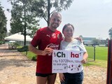 Fan del Chicharito viaja 18 horas para conocer al delantero de Chivas