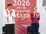 A la derecha, la Presidenta Claudia Sheinbaum; a la izquierda, el gobernador Salomón Jara.