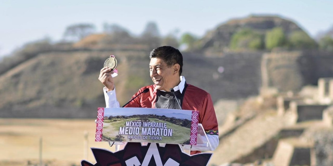 El gobernador constitucional Salomón Jara.