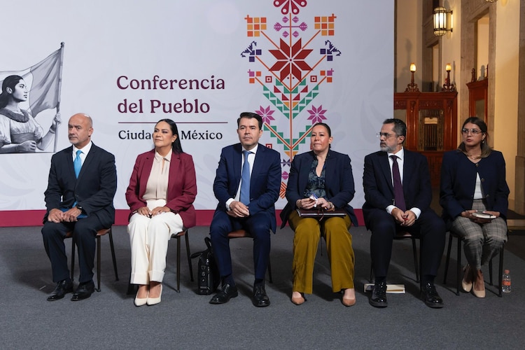 La Secretaría del Bienestar, junto con Defensa, Marina y SICT, coordina las acciones de atención y reconstrucción en las zonas dañadas.