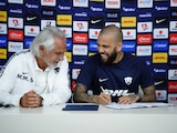 Dani Alves fue el fichaje bomba de los Pumas.