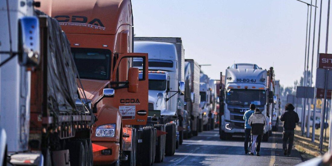 Transportistas convocan a grupos vulnerables este 20 de mayo