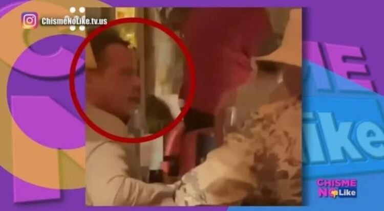 Luis Miguel en el restaurante