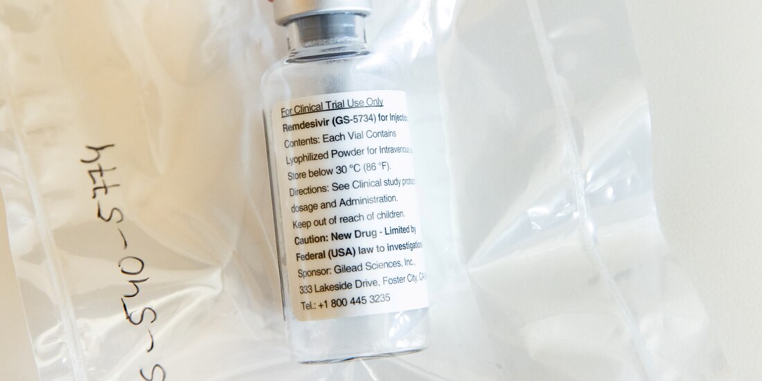 La Cofepris aprobó el uso de emergencia del medicamento antiviral remdesivir para tratar el COVID-19.