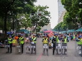 Bloqueo de comerciantes en las inmediaciones de la Alameda Central