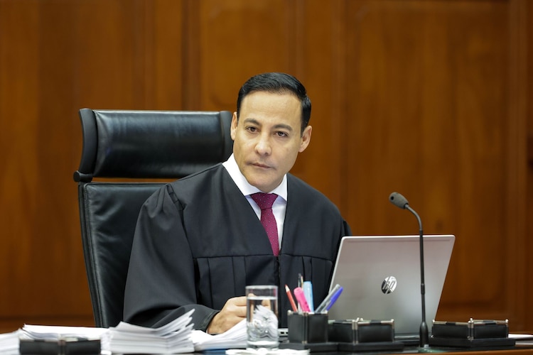 El ministro Giovanni Azael Figueroa Mejía