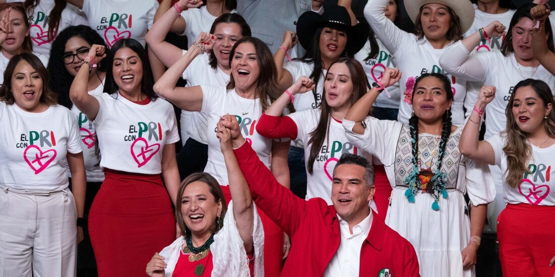 Xóchitl Gálvez es arropada por líderes del PRI.