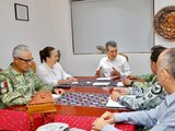 El gobernador Escandón encabeza una reunión para mejorar la seguridad en Chiapas.
