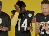 Pittsburgh Steelers celebran Halloween probando dulces mexicanos