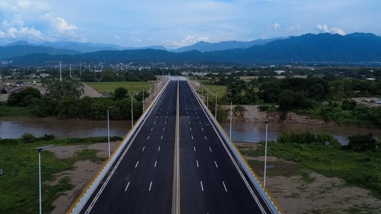 Concluye la construcción del Puente Amado Nervo