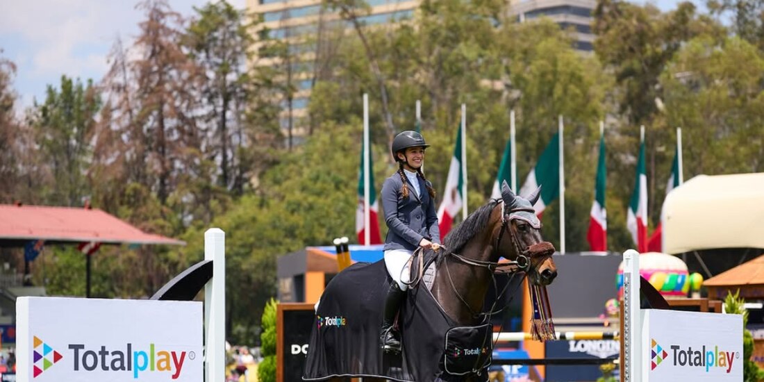 La amazona mexicana Martina Franco fue la primera ganadora en el inicio del Global Champions Tour México 2025.