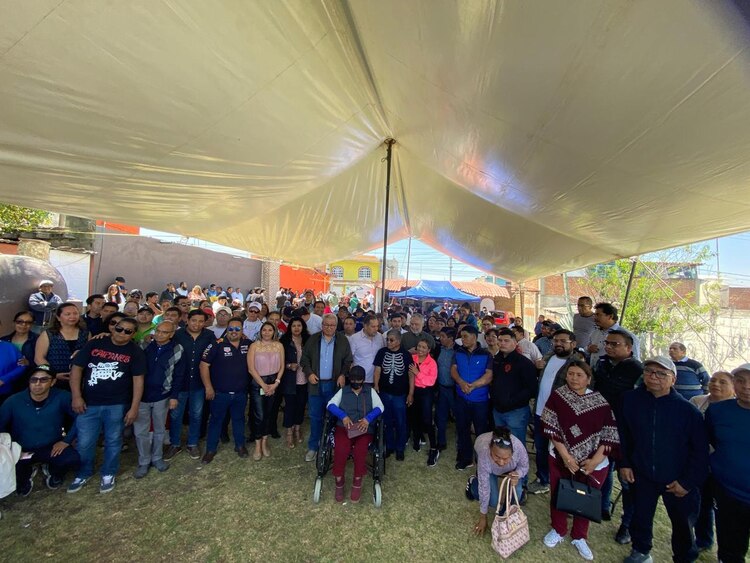 Alfonso Ramírez Cuéllar asistió a evento con habitantes del municipio de Amaxac de Guerrero.