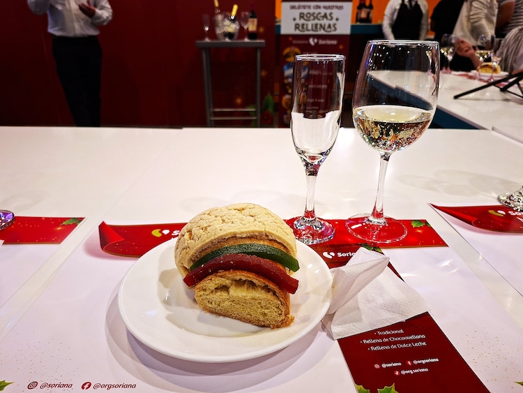 Maridaje de Rosca de Reyes con vino