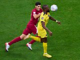 Una acción del Qatar vs Ecuador, duelo correspondiente al Grupo A de la Copa Mundial Qatar 2022, en el Estadio Al Bayt, Al Khor.