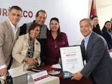 En la imagen, la Gobernadora de Tlaxcala.