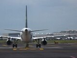 Desalojan avión de Delta Airlines en AICM por desperfecto