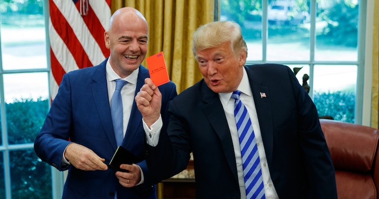 Gianni Infantino y Donald Trump en la Oficina Oval de la Casa Blanca.