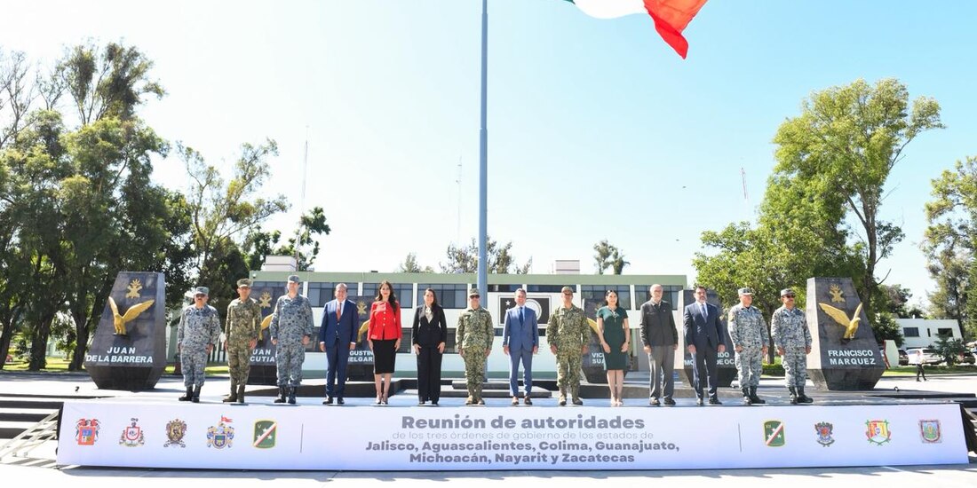 Autoridades en la reunión de este 22 de octubre.