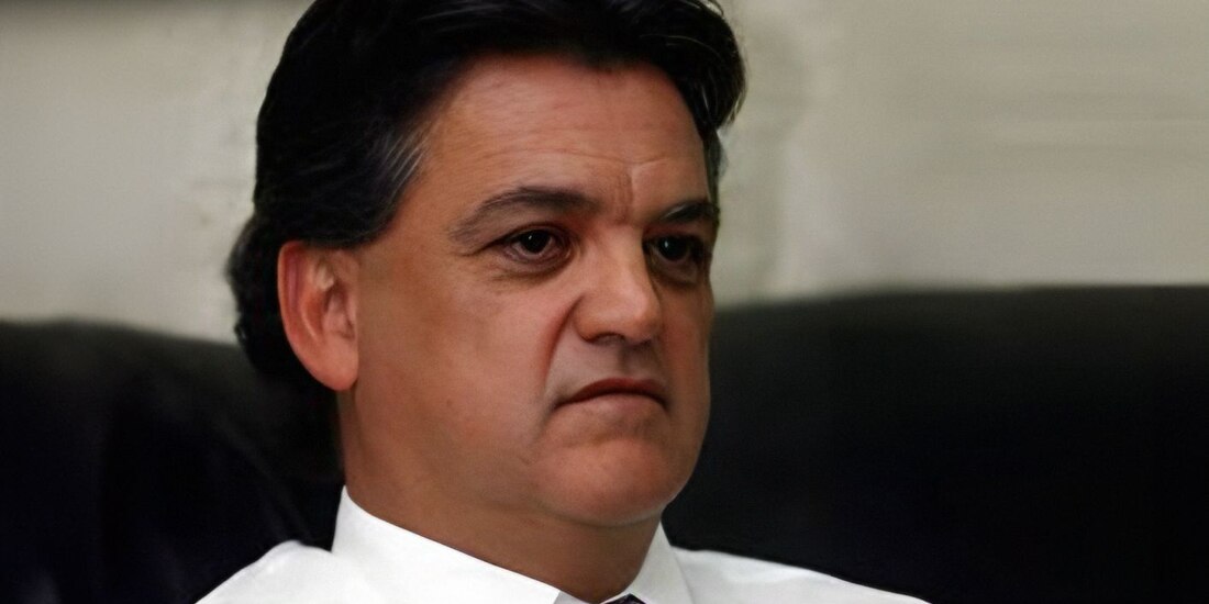 Carlos Martin del Campo.