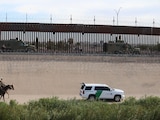 Pareja de Ciudad Juárez es extraditada a EU por presunto tráfico de niños
