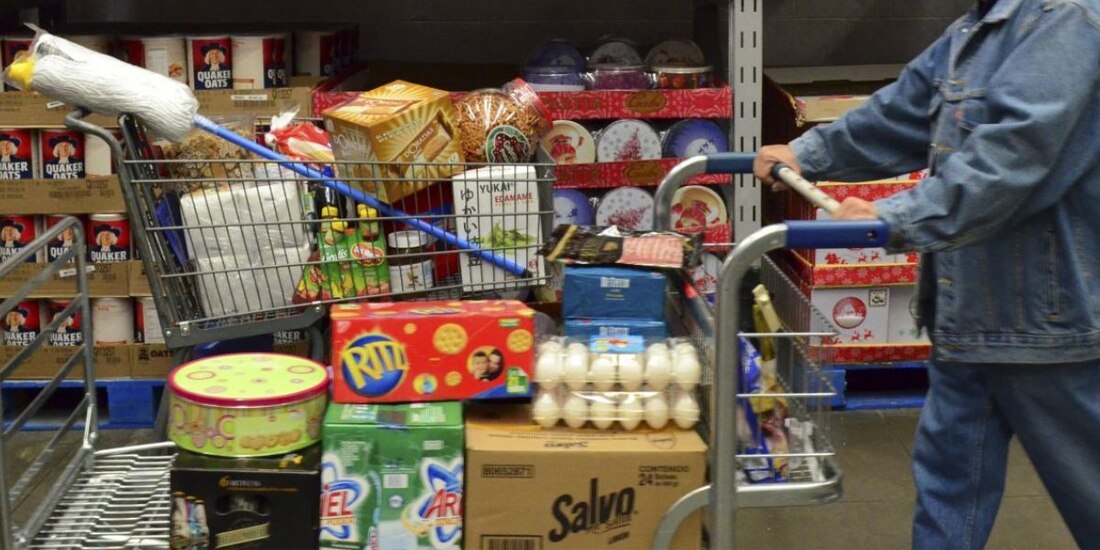 En Zapopan, Jalisco, una familia compró la despensa para todo un año durante el Buen Fin 2021 (foto ilustrativa).