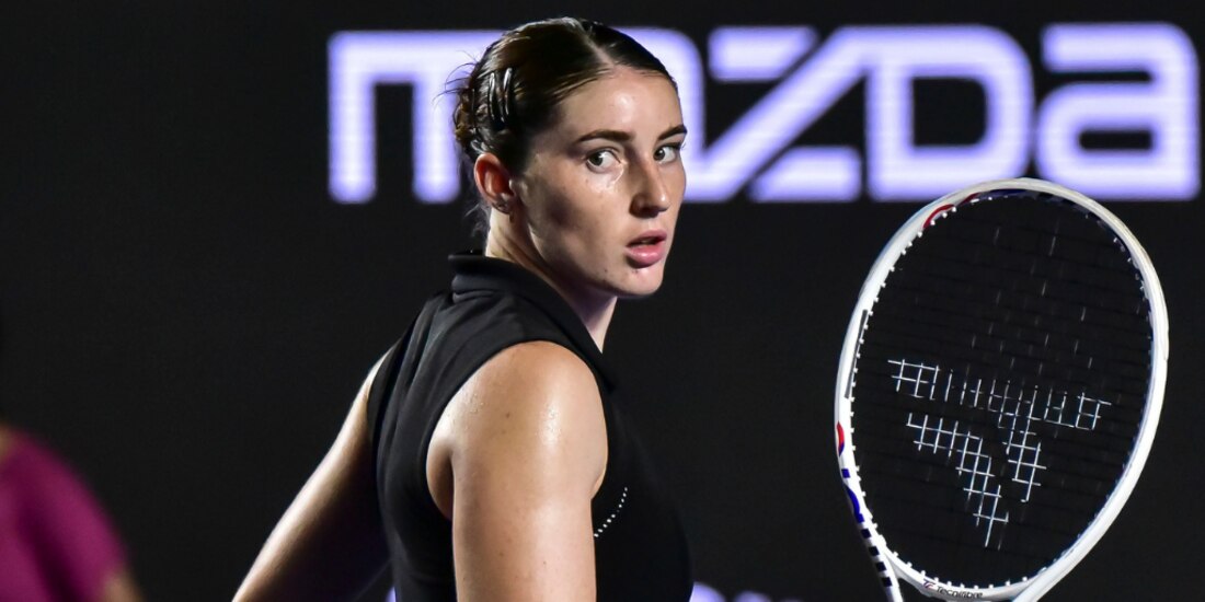 Elsa Jacquemot da la sorpresa del torneo al eliminar a Elise Mertens en segunda ronda.