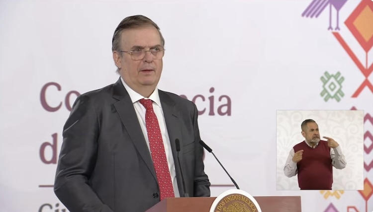 Marcelo Ebrard esta mañana en Palacio Nacional.