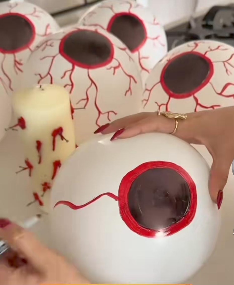 Decoración de ojos para Halloween