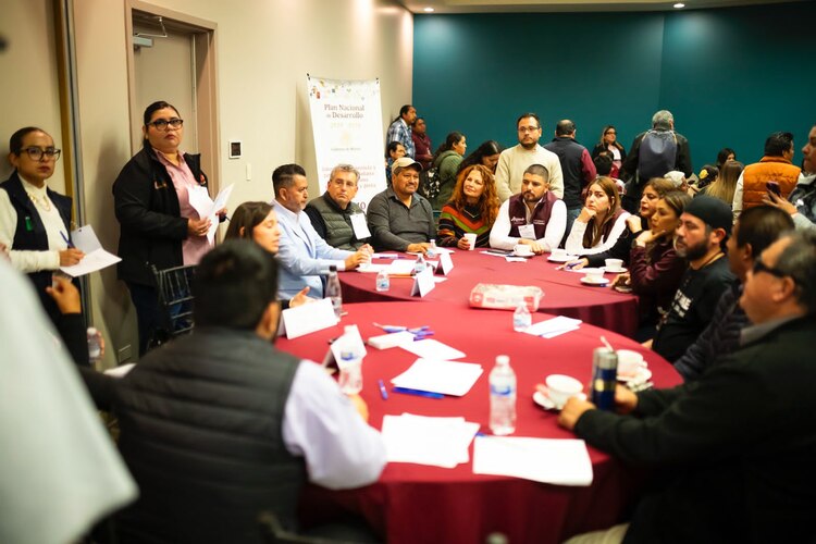 Destaca la participación ciudadana en los foros del Plan Nacional de Desarrollo.