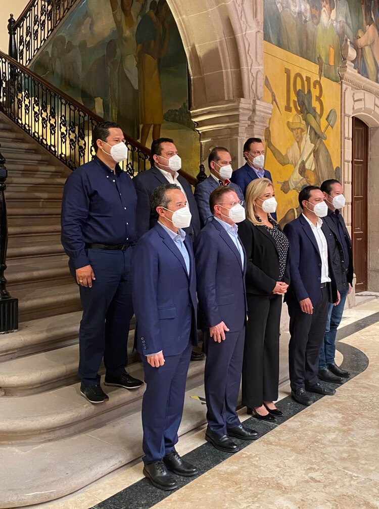 José Rosas Aispuro asumió la presidencia de la GOAN.