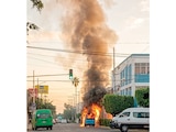 Camioneta incendiada en Cuautla, el pasado lunes