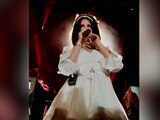 Así se vive el concierto de Lana del Rey en la Ciudad de México.