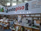 El stand de Sexto Piso, en la Feria del Libro de Minería, en 2020.