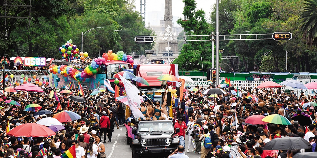 Miles de personas, en Reforma, durante la marcha de 2025.