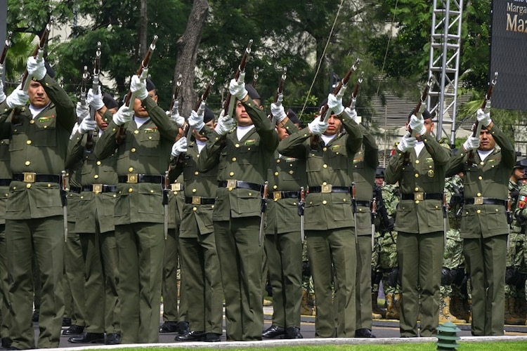 Trevilla Trejo destacó la conversión de la Universidad del Ejército y Fuerza Aérea en Universidad de Defensa Nacional