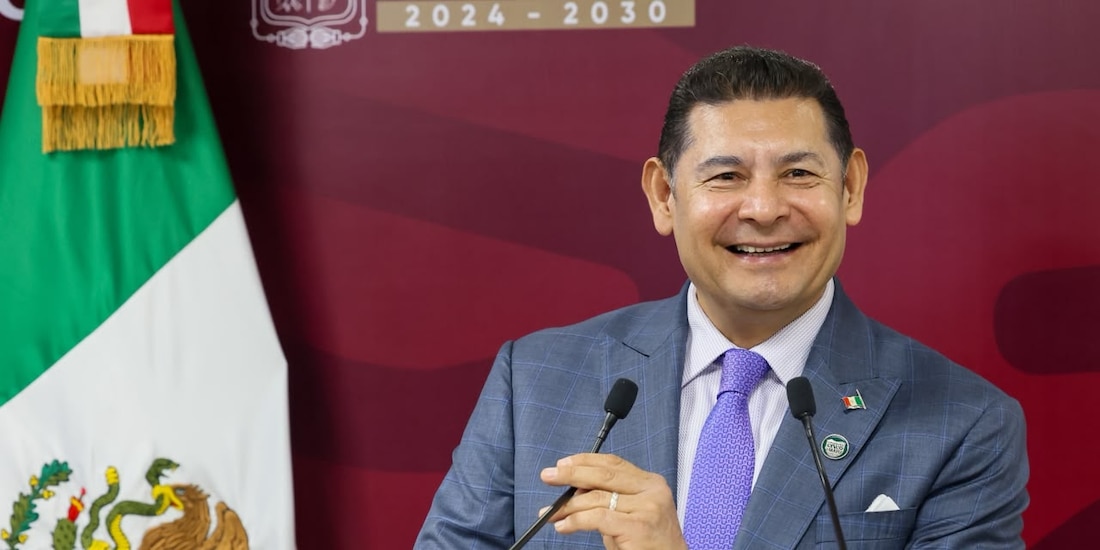Alejandro Armentaa, gobernador constitucional.