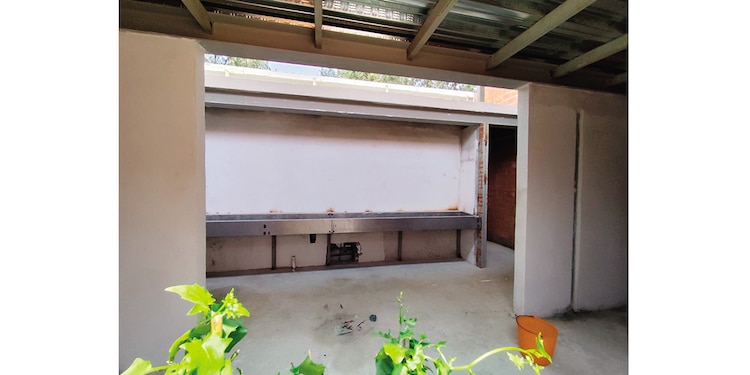 Los baños aún tienen modificaciones, por lo que están cerrados.