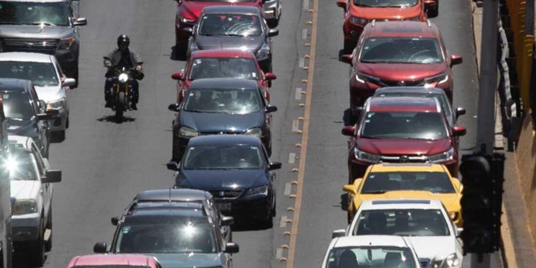 Hoy No Circula: Estos autos descansan este martes 23 de julio en CDMX.