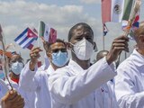 Médicos cubanos sujetos a su país; Ssa ignora sueldo