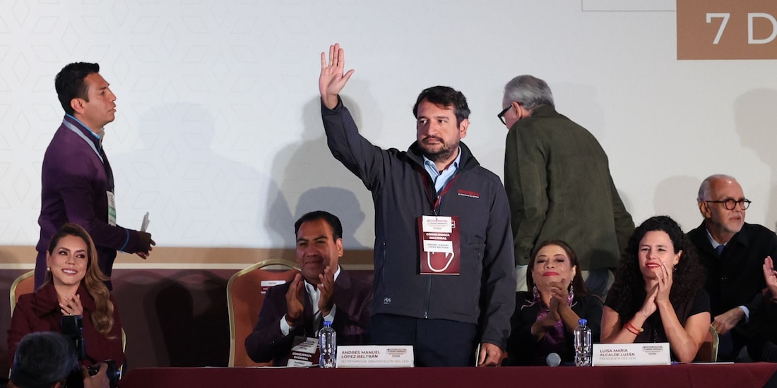 Andrés Manuel López Beltrán renuncia a cargo en Morena