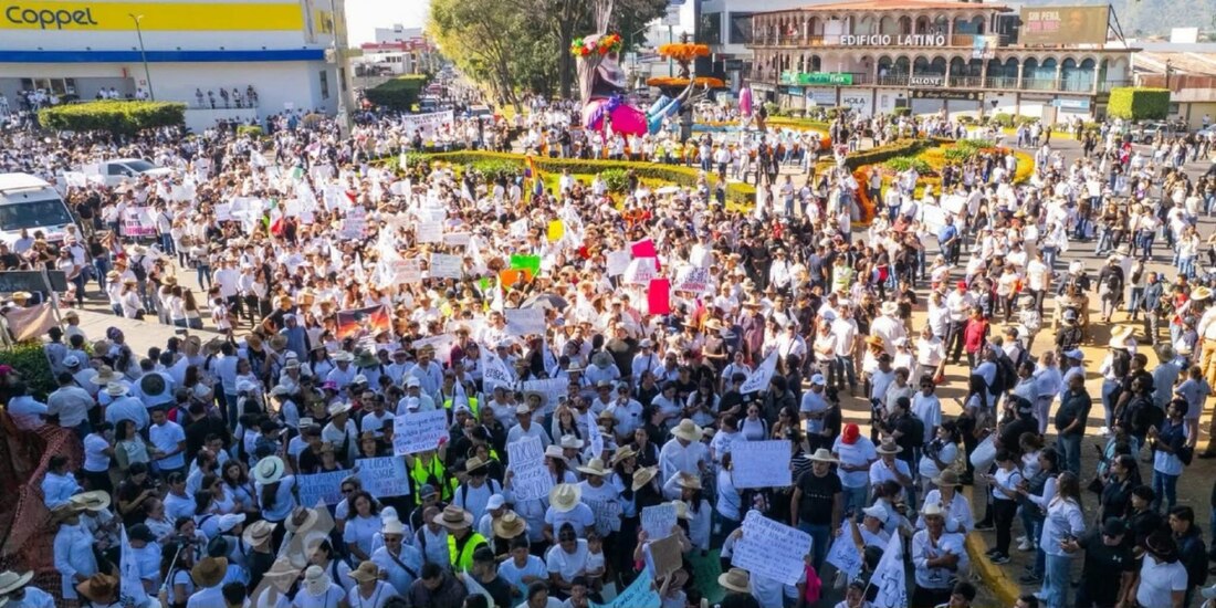 Uruapan se levanta: miles exigen paz y justicia tras el asesinato de su alcalde