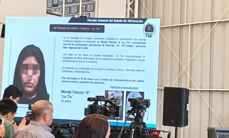 Informan detención de "La Tía" en conferencia de la FGE Michoacán.