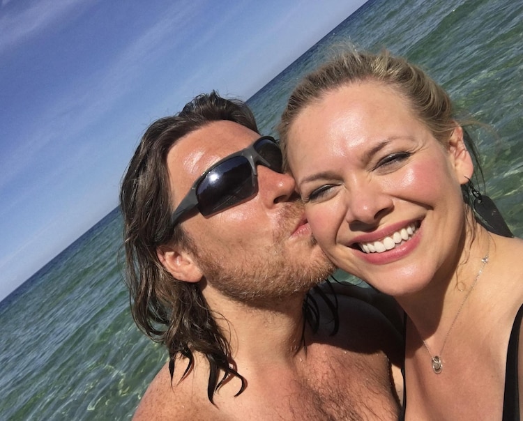 Amanda Somerville y Sander Gommans