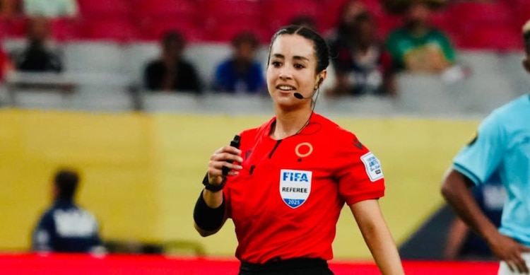 La árbitra mexicana Katia Itzel García