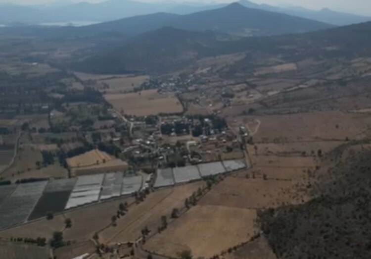 Huachicol en lago de Pátzcuaro.
