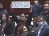 Diputada de Morena insulta a perredista; le escribe “culer…” en cartel